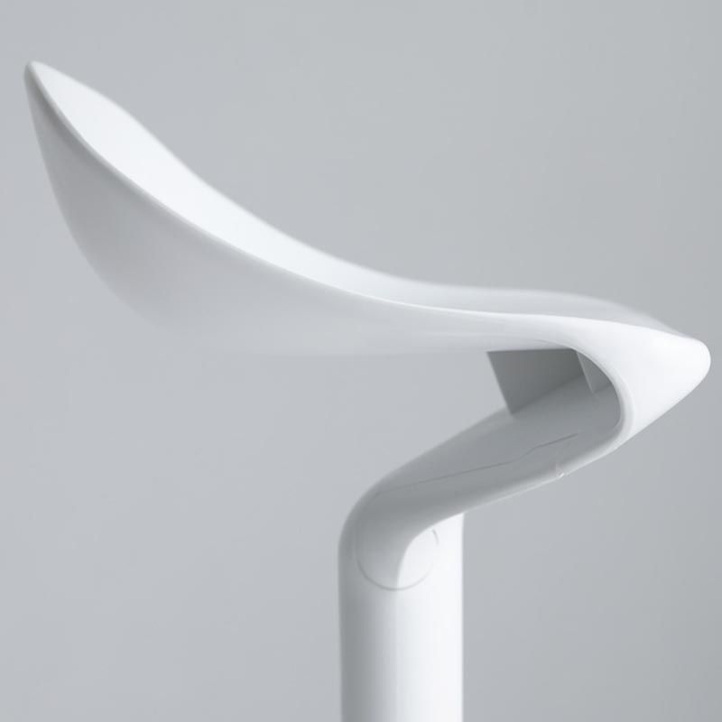 Sgabello da barretta di altezza regolabile scandinava