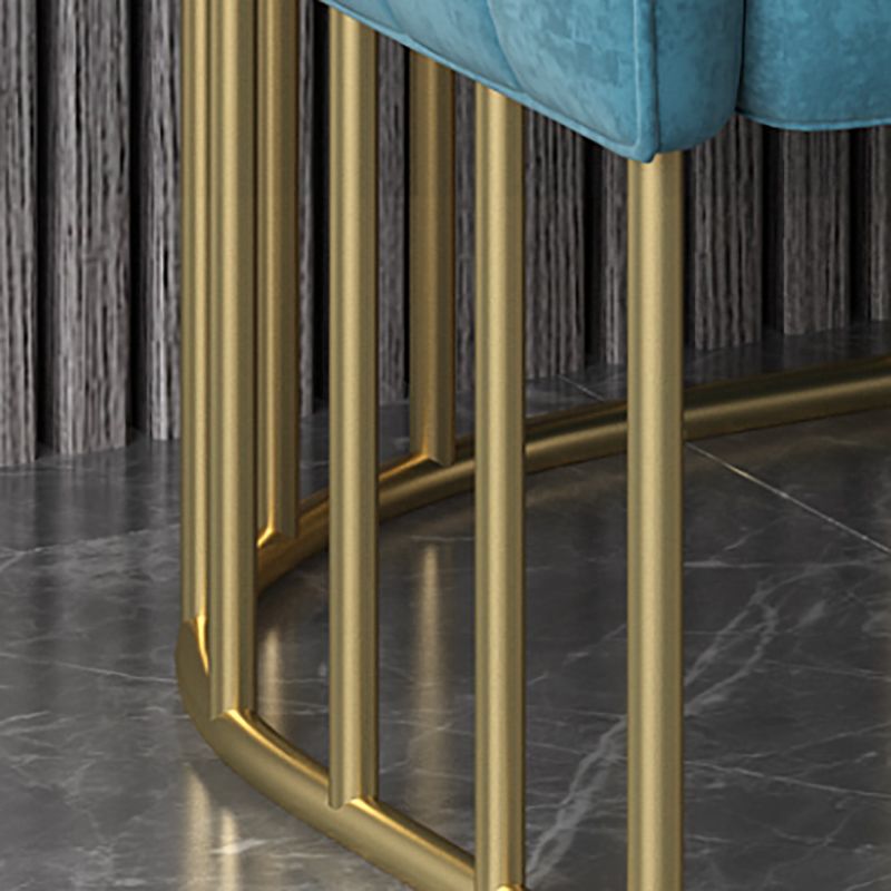 Velvet Arm Chair Sloped Arms Accent Chair with Basic Four Leg