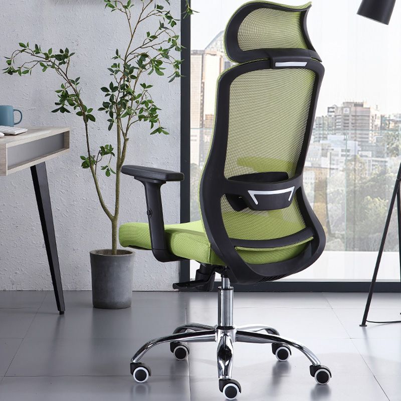 Chaise de bureau verte moderne, siège réglable en hauteur, avec roulettes
