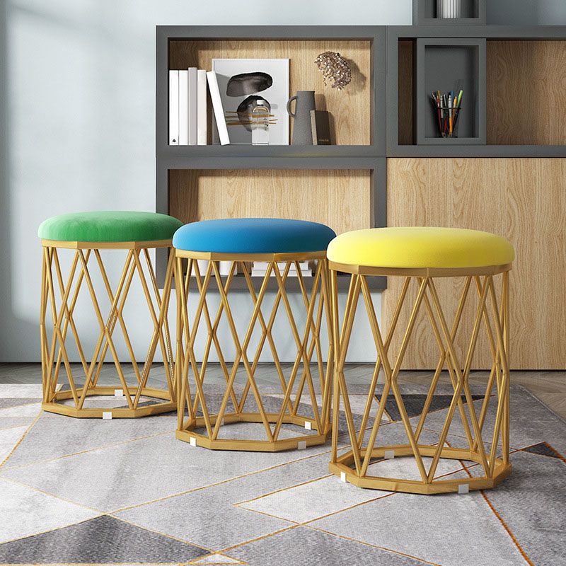 Solid Color Flannel Standard Stool Modern Style Simple Round Cushion Stool Clearhalo 'furn' 'furn_ottomans_poufs' 'Furniture' 'Living Room Furniture' 'Ottomans & Poufs' 'ottomans_poufs' 1200x1200_0b99aac8-0b61-4b1b-aa52-b9d2d7084063