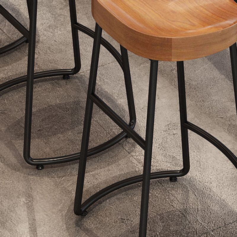 Modern Bar Height Pub Table Solid Wood Top Pub Table with Black Base Clearhalo 'Bar Furniture' 'Bar Tables' 'bar_tables' 'furn' 'furn_bar_tables' 'Furniture' 'Kitchen & Dining Furniture' 1200x1200_0c097312-3498-47a7-91a9-01865a9b16e4