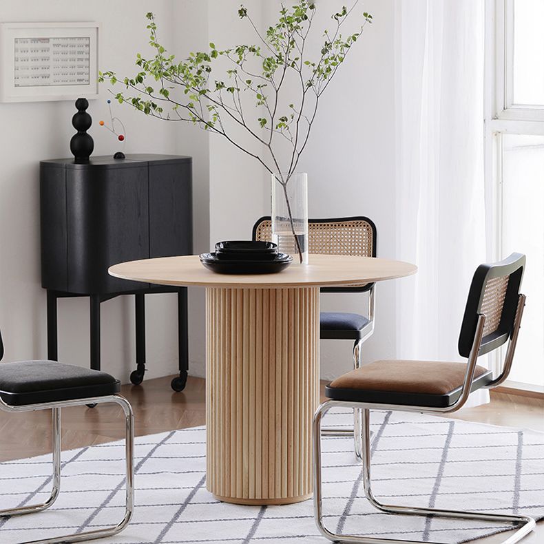 Round Modern Dining Table Wood Color Fixed Table with Pinewood Solid Wood Clearhalo ' dining_table' 'Dining Tables & Seating' 'Dining Tables' 'furn' 'furn_dining_table' 'Furniture' 'furniture_dining_table' 'Kitchen & Dining Furniture' 'kitchen&dining_furn' 'kitchen' 'kitchen_dining_table' 1200x1200_0c27c56d-51b5-4ce1-9a63-2cb720ff7675