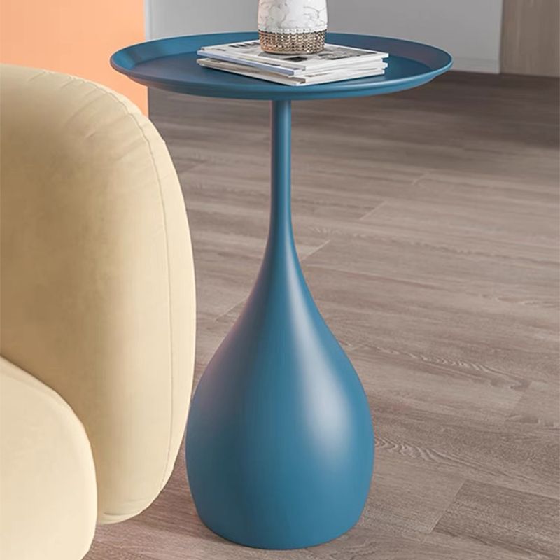 Modern Style Blue/gold/black Metal Base Metal Tray Round Side Table Clearhalo 'Coffee & Accent Tables' 'End & Side Tables' 'end_side_tables' 'furn' 'furn_end_side_tables' 'Furniture' 'Living Room Furniture' 1200x1200_0c2f8350-495b-478b-94c0-c357eb124044