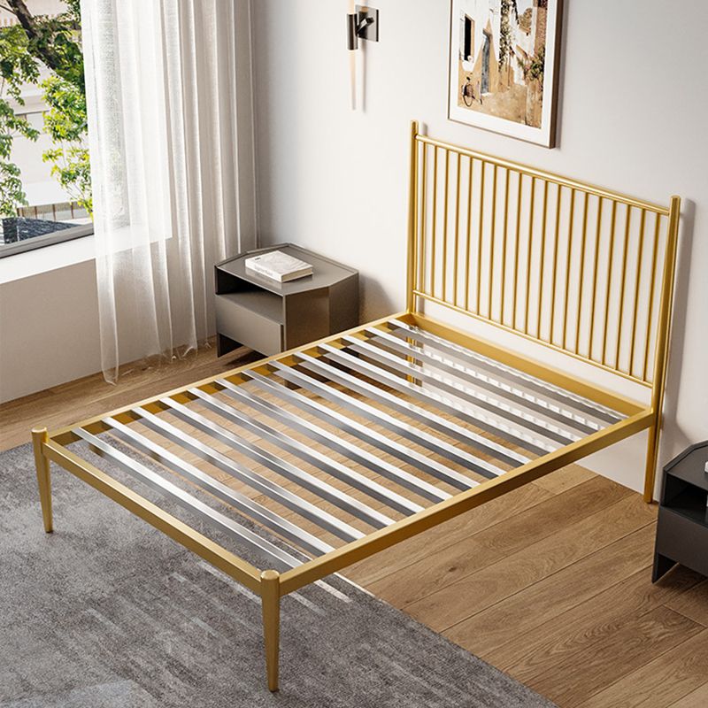 Letto a fila con telaio aperto in metallo contemporaneo con legno rettangolare con gambe metalliche
