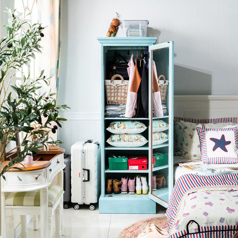 Armadio per armadio per armadio per camera da letto in stile cottage con asta di abbigliamento