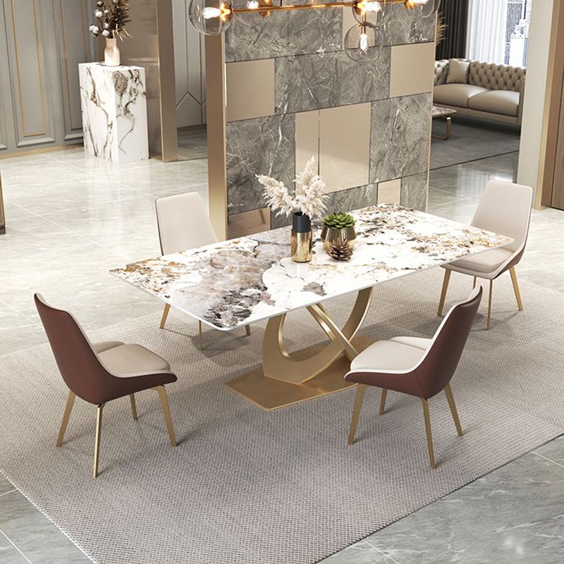 椅子付きのグラムスタイルの焼結石トップメタルベースダイニングテーブル
