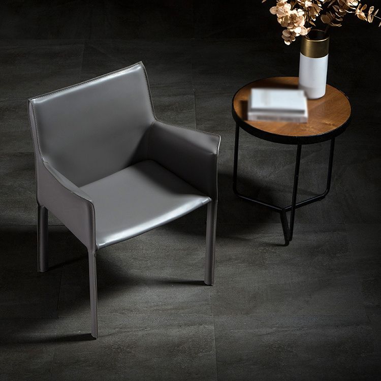 Designer stijl vaste achterstoel thuisarm matte afwerking lederen eetkamerstoel