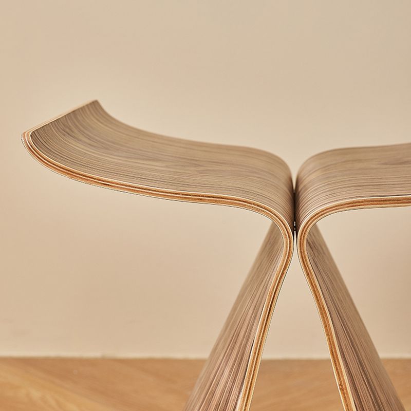 15.7 "Table de caballete de altura Mesa lateral de madera maciza escandinava