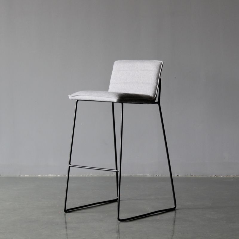Modern Low Back Restaurant Stool Matte Finish Leather Barstool Clearhalo 'Bar Furniture' 'Bar Stools' 'bar_stools' 'furn' 'furn_bar_stools' 'Furniture' 'furniture_bar_stools' 'Kitchen & Dining Furniture' 1200x1200_0d3c2ea1-6fde-4095-b708-555b2a38eb41