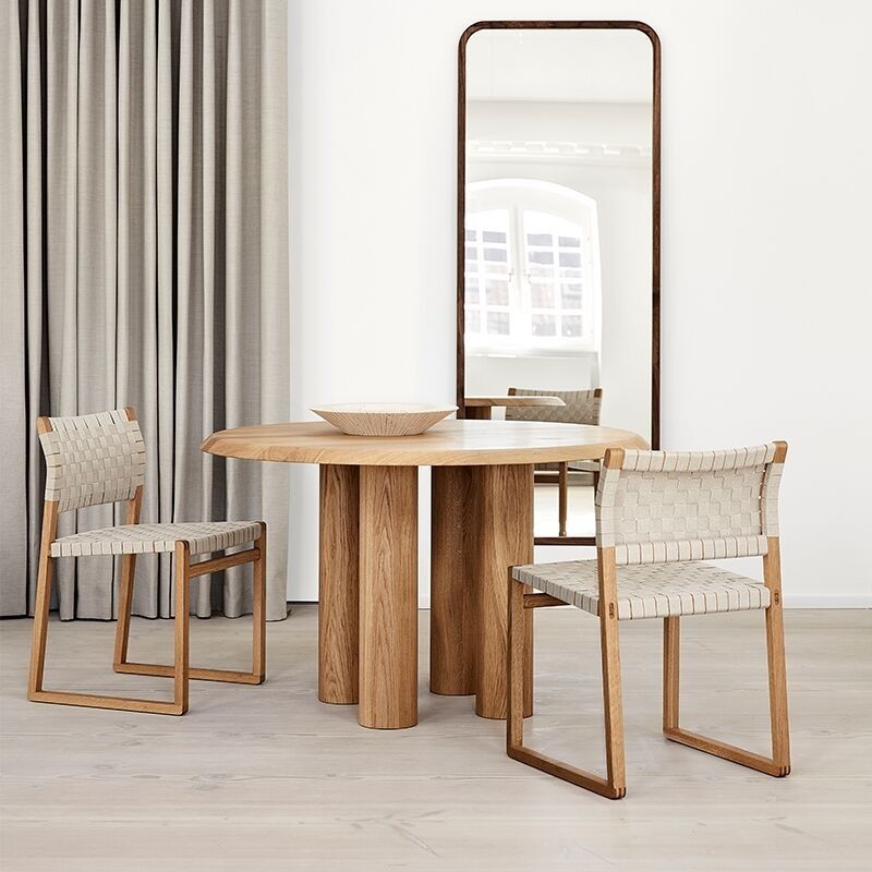 ソリッドウッドダイニングテーブルホーム用モダンラウンドダイニングルームテーブル