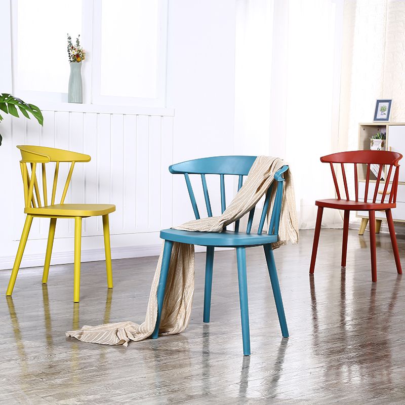 Contemporary Style Windsor Back Side Chair Plastic Dining Chair for Home Clearhalo ' kitchen&dining_furn' 'Dining Chairs' 'Dining Tables & Seating' 'dining_chair' 'furn' 'furn_dining_chair' 'Furniture' 'furniture_dining_chair' 'Kitchen & Dining Furniture' 'kitchen' 1200x1200_0d783300-f242-49b1-8f83-a5fa0612b221