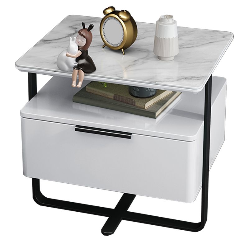 Hölzerner Nachttisch moderner Stil minimalistischer offener Nachttisch mit Beinen