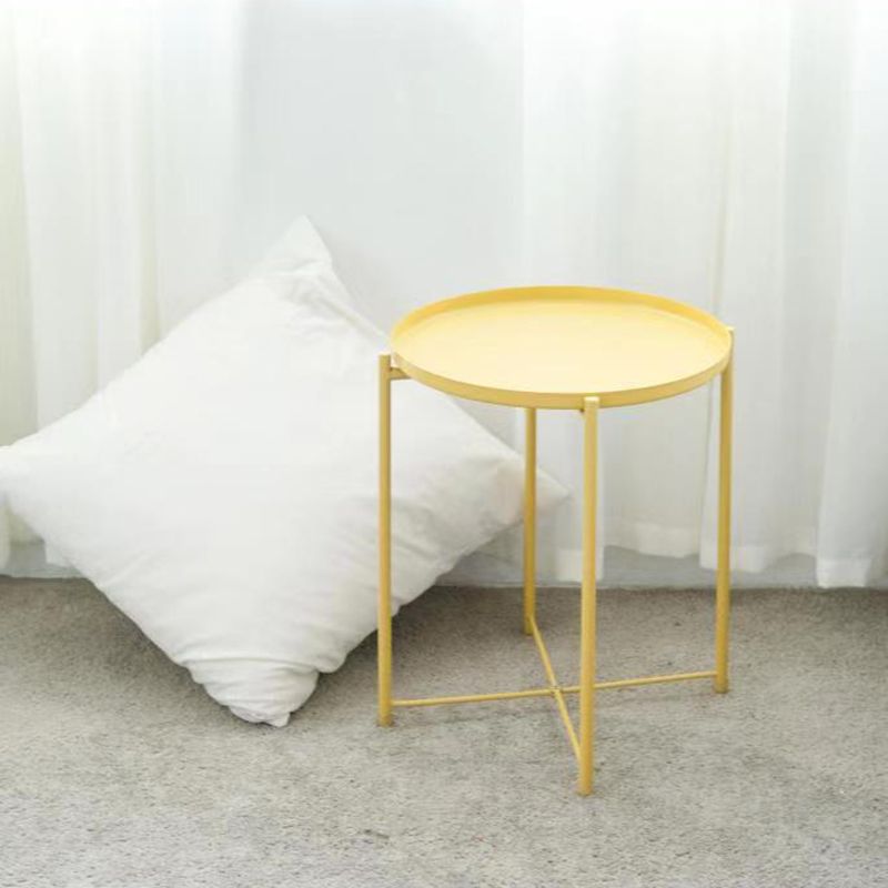 Tavolino da cocktail in stile moderno medievale