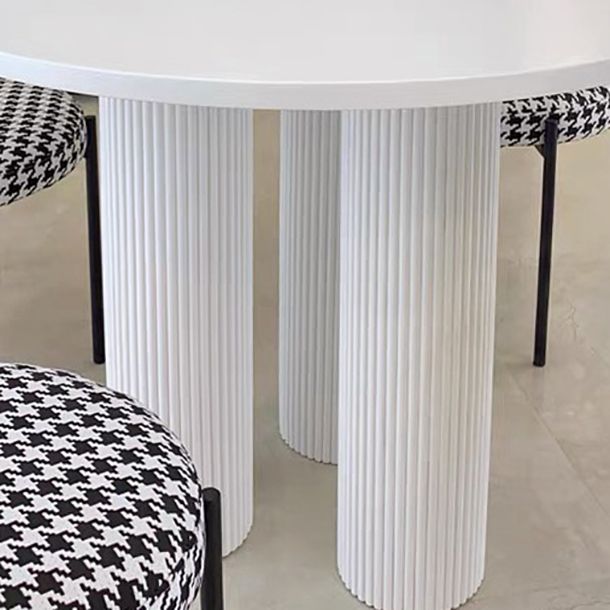 35.4-inch Round 3 Legs Three-Color Table Simplicity Style with Solid Wood Clearhalo ' dining_table' 'Dining Tables & Seating' 'Dining Tables' 'furn' 'furn_dining_table' 'Furniture' 'furniture_dining_table' 'Kitchen & Dining Furniture' 'kitchen&dining_furn' 'kitchen' 'kitchen_dining_table' 1200x1200_0e67c2d5-5b2b-423b-b95f-1a6a1f25143f