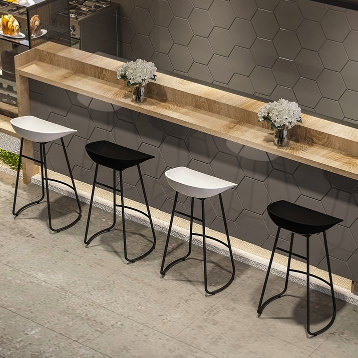 Modern Style Bar Chair PP Bucket Seat Iron Sled Legs Barstool with Footrest for Bar Clearhalo 'Bar Furniture' 'Bar Stools' 'bar_stools' 'furn' 'furn_bar_stools' 'furniture_bar_stools' 'Kitchen & Dining Furniture' 'kitchen&dining_furn' 'kitchen' 'kitchen_furn' Furniture' 1200x1200_0e9b2870-5618-4636-9b98-c6c6b202d0f0