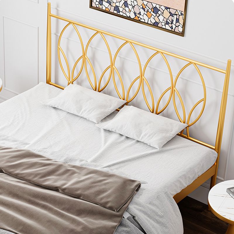 Glam 47 "lang metalen open frame bed met rechthoekig hoofdeinde