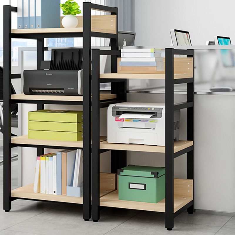 Libreria scandinava aperta con gli scaffali per l'ufficio di casa