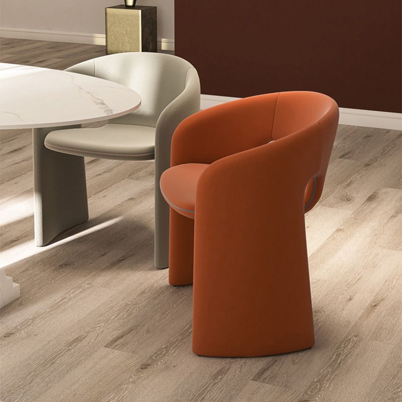 Faux en cuir en cuir inclus chaise 22,8 "L x 22,4" W x 29,9 "H Chaise pour le salon