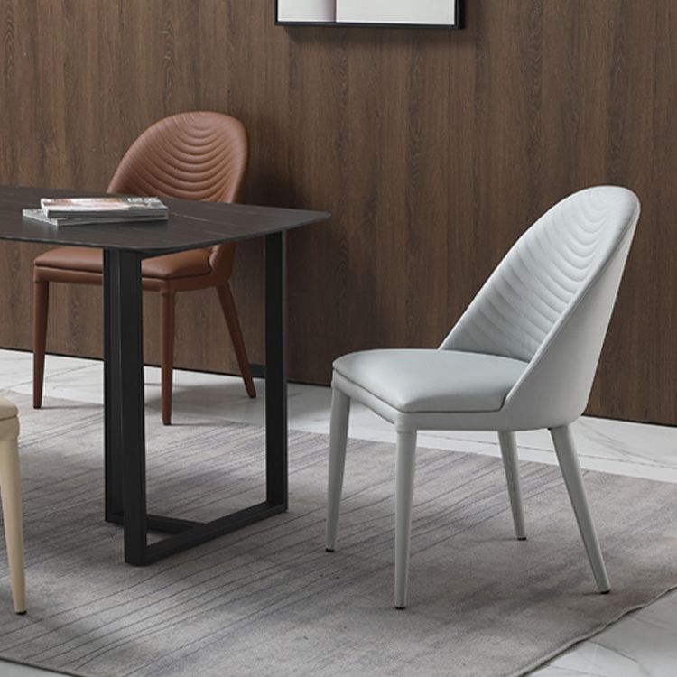 Silla de comedor con tapicería acento de comedor de cuero sintético