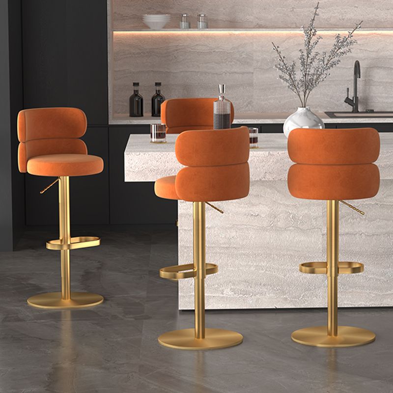 Sgabello da bar ad altezza regolabile in pelle glam in pelle con girevole