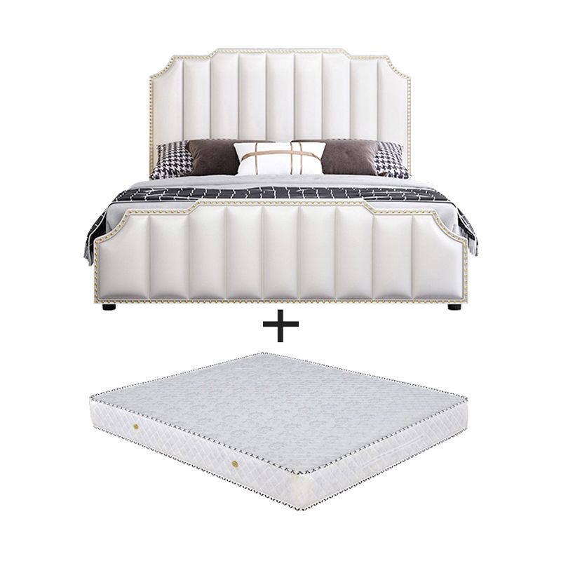 Luxe lederen bed beige gestoffeerd bedframe met nagellop -trim