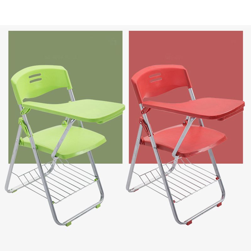 Sedia conference con telaio in acciaio argento.