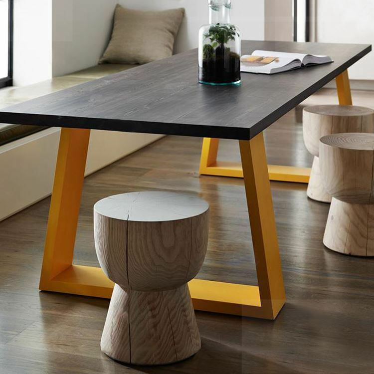 Mesa de metal industrial de la mesa interior de la mesa de madera de pino con base de trineo