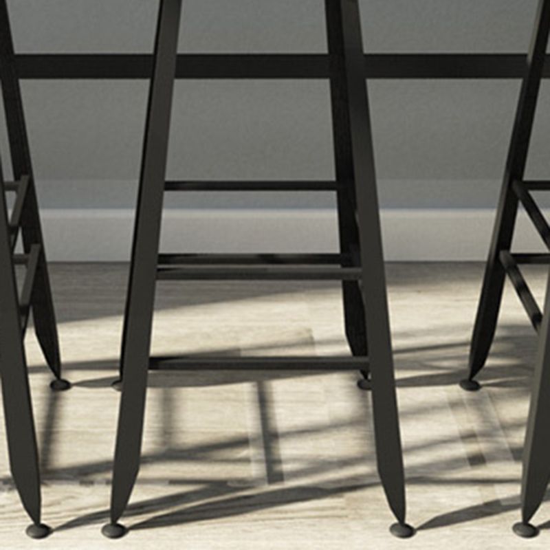 Binnen houten trestle cocktailbar tafel industriële voetsteun pubhoogte eettafel