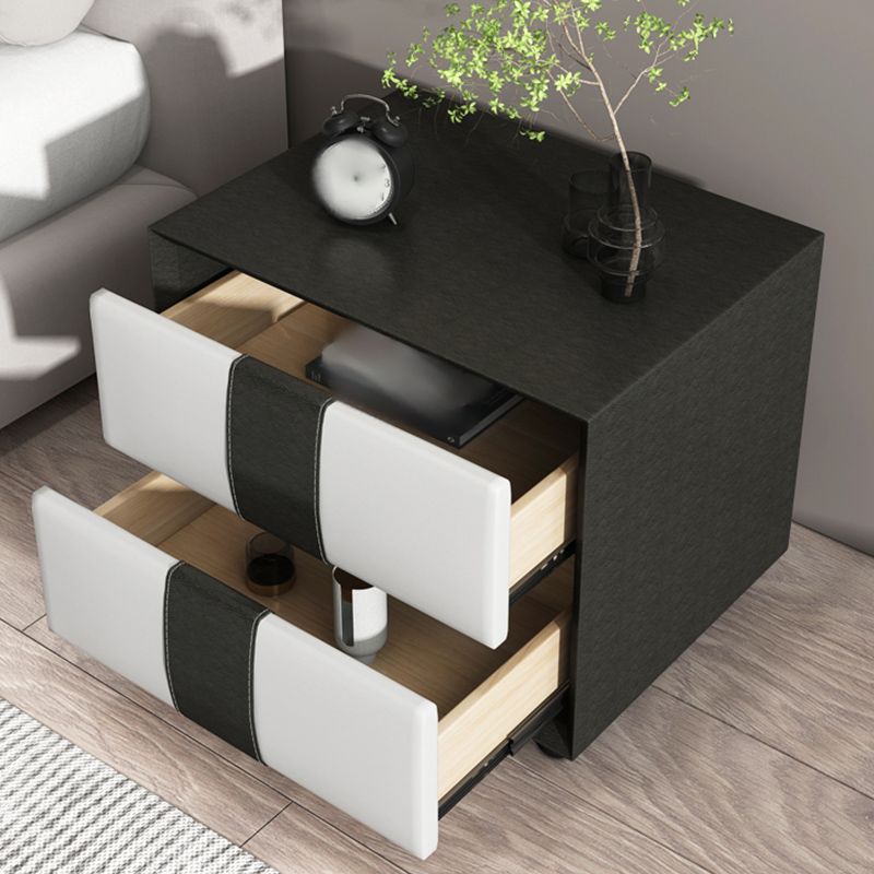 Tiroir de rangement de rangement table de nuit 16 '' Tall Faux Leather Modern Nightand