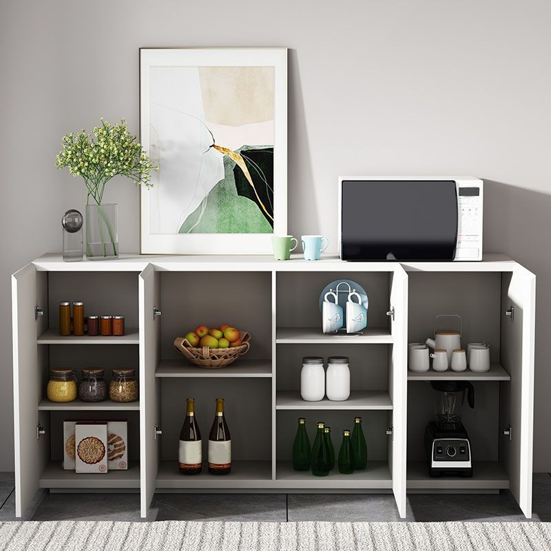 Buffet de madera de ingeniería moderno de ingeniería con estantes para el comedor