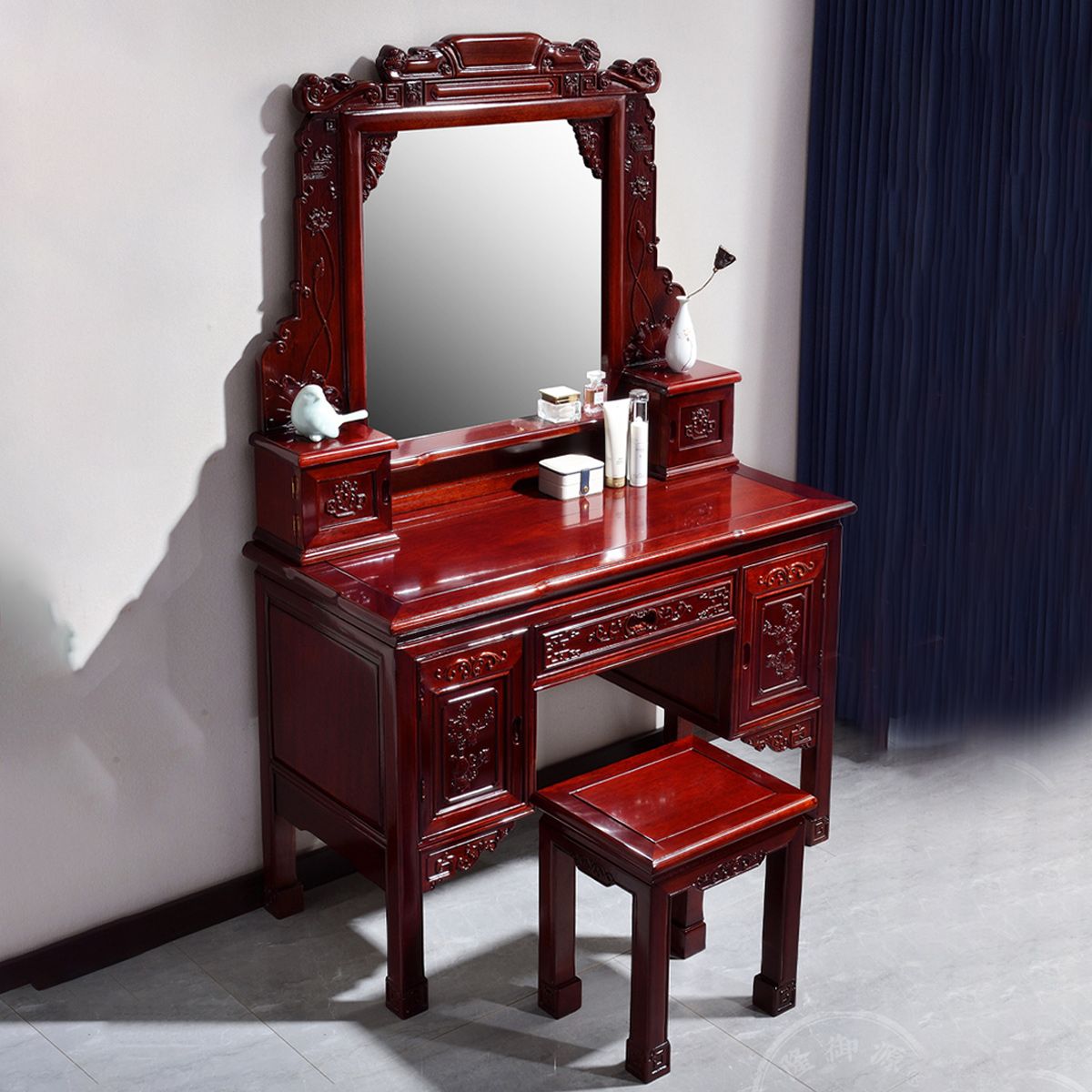 Traditions Red Oak Vanity Set Solid Wood Vanity with Drawers and Mirror
