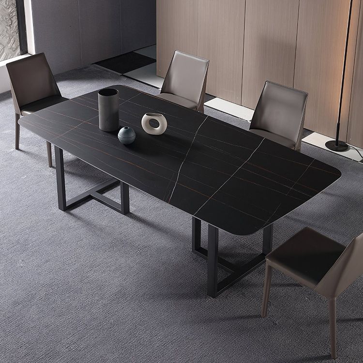 屋内のコンテンポラリーチェアフェイクレザーソリッドダイニングルームチェア