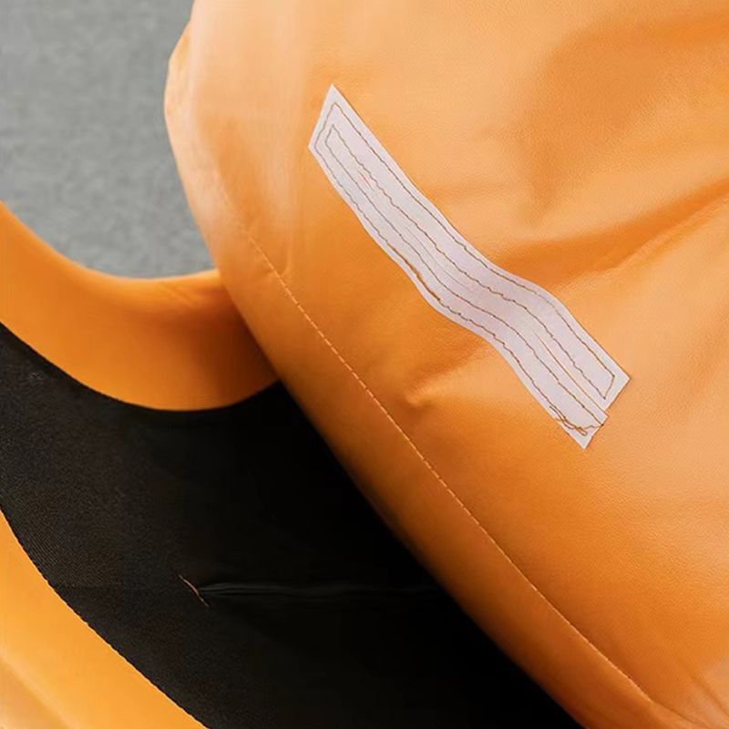 Chaise de planeur moderne coussins de couleur pure chaise à bascule avec les jambes sombres