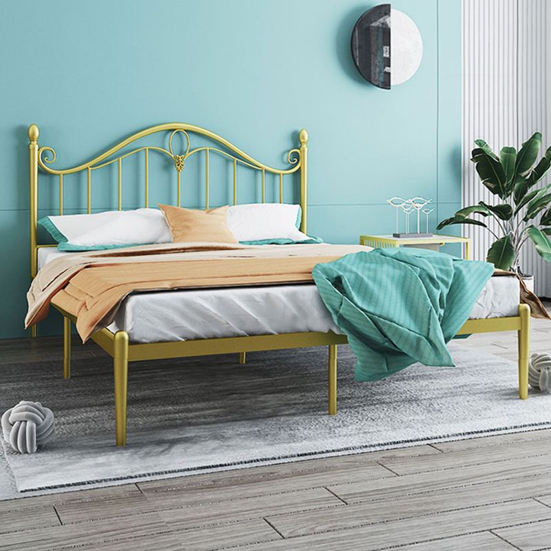 Letto a filo aperto da 45 "a base di metallo standard glam alto con testiera ad arco