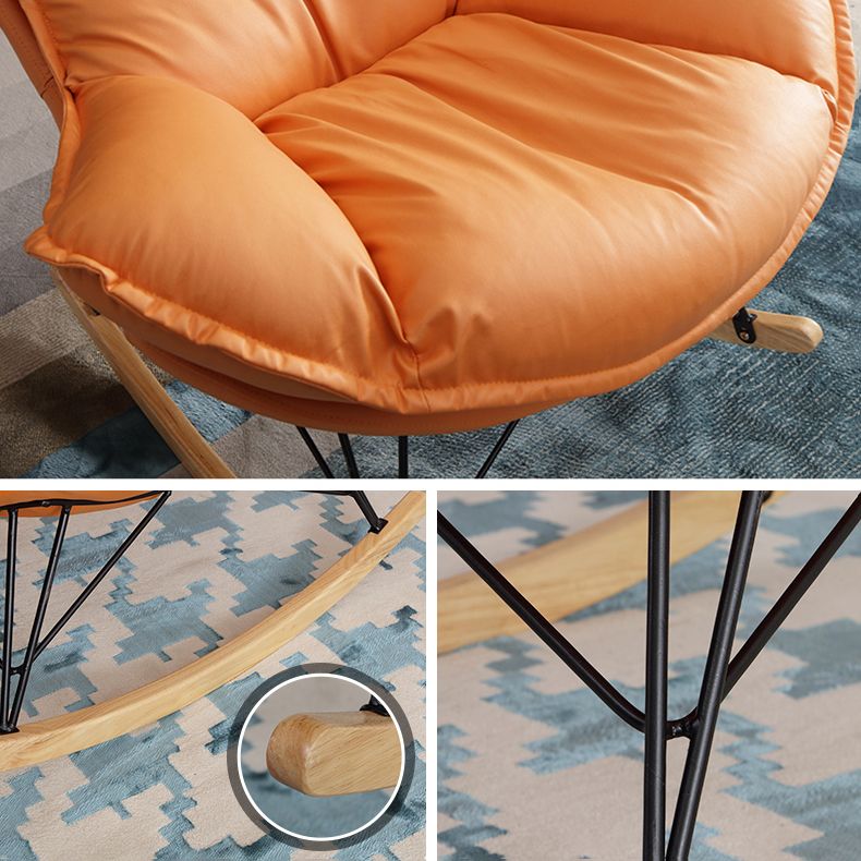 Chaise à bascule intérieure moderne couleur des jambes sombres chaise de culbuteur avec ottoman