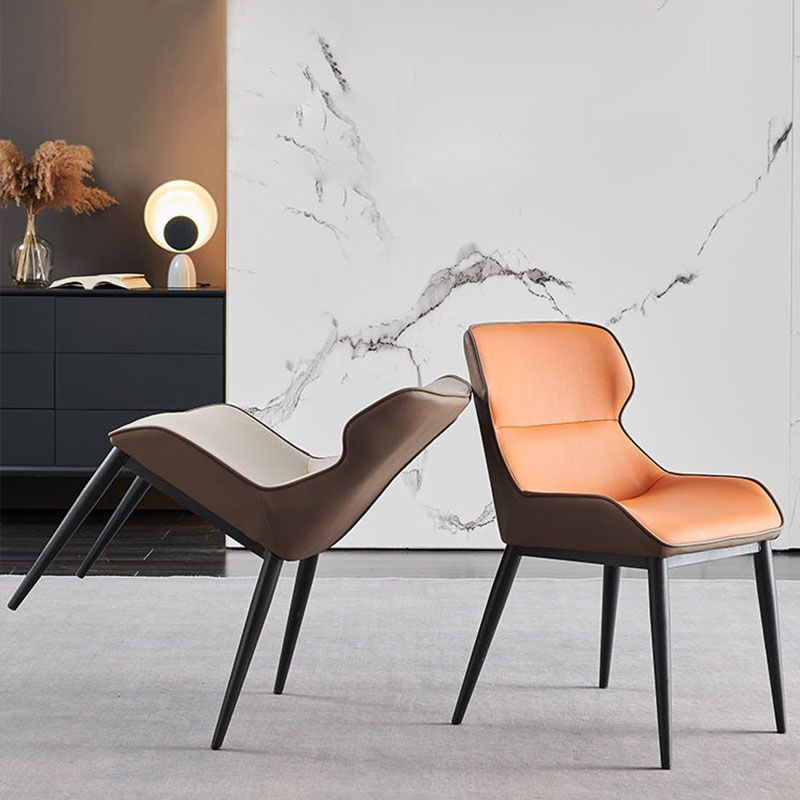 Sedia da pranzo in metallo contemporaneo braccio laterale in vena