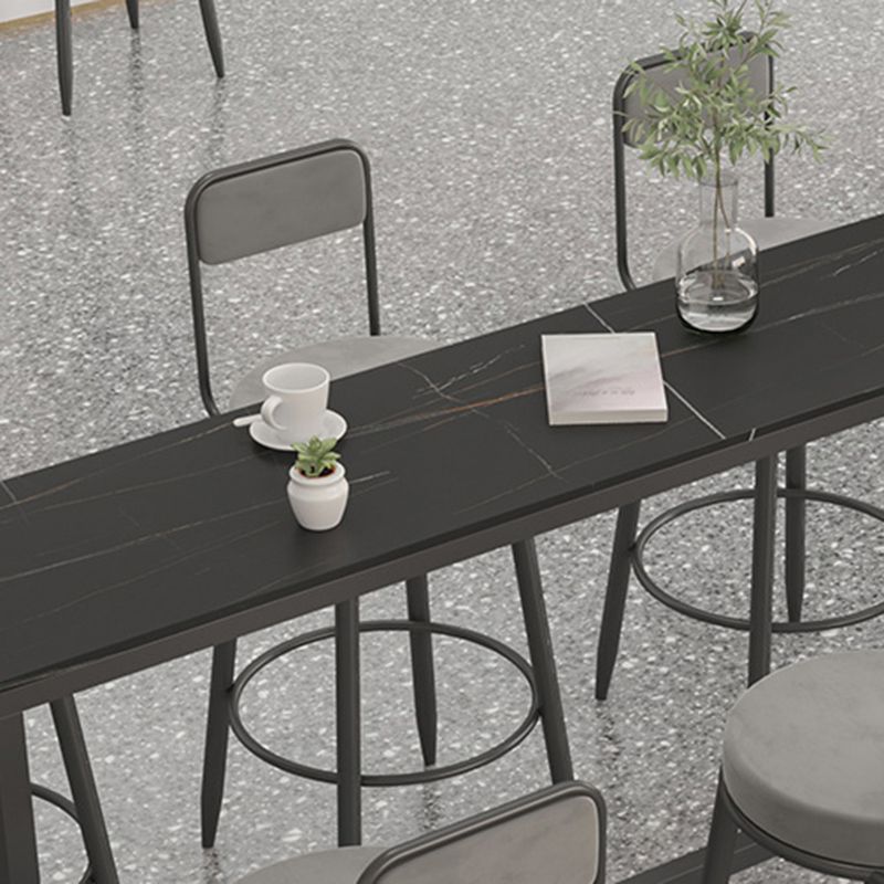 Mesa rectangular con altura de barra, mesa de pub con base metálica para uso en patio