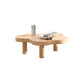 Table basse scandinave de forme libre avec 3 pieds en bois de pin