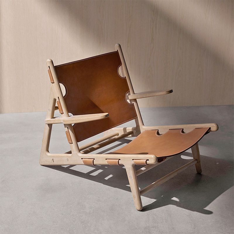 Mid-Century Modern Solid Wood Frame Square Arms Lounge Accent Chair Clearhalo 'Accent Chairs' 'accent_chairs' 'Chairs & Seating' 'furn' 'furn_accent_chairs' 'Furniture' 'Living Room Furniture' 1200x1200_1104429f-3af3-47e8-80ad-3ad6998aaf2a