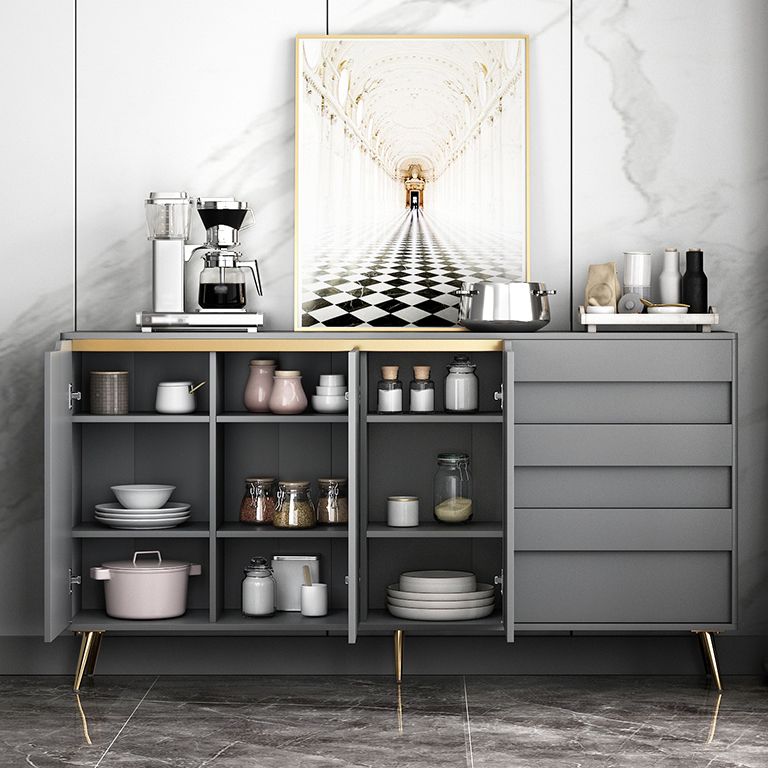 Credenza in legno ingegnerizzato a 3 cassetti ingegneri moderni rilancio regolabili per soggiorno