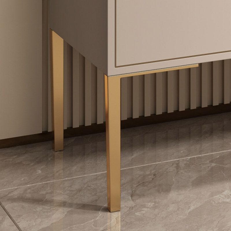 Tavolo da buffet di legno moderno e contemporaneo con armadi e cassetti