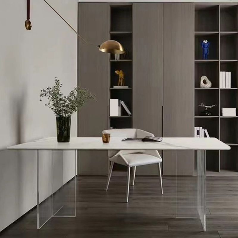 キッチンのための大理石のカウンターテーブルのモダンホワイト長方形のダイニングテーブル