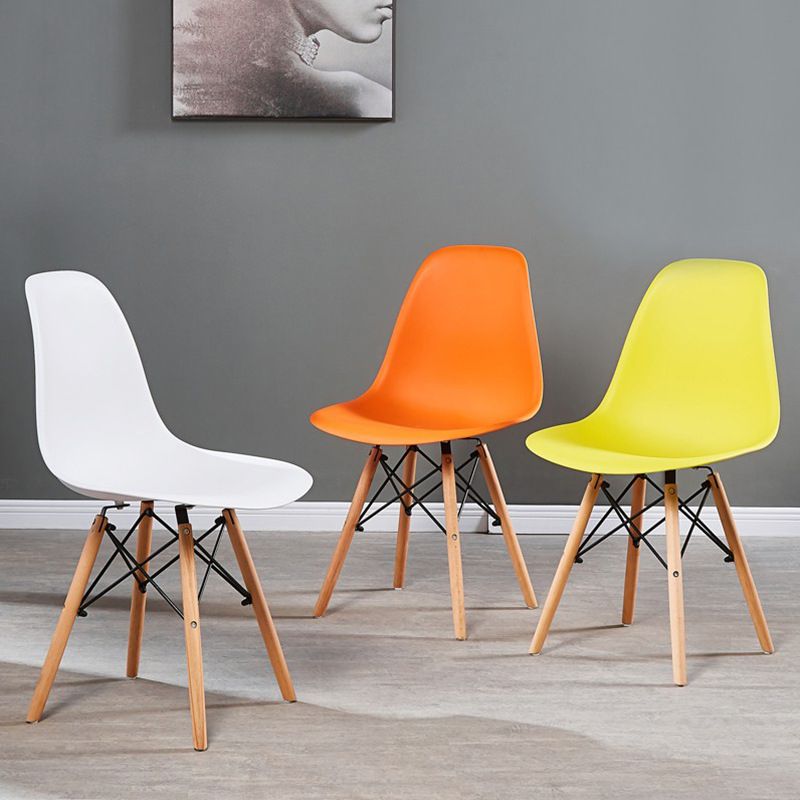 Glam Style Wooden Side Chair Matte Finish Solid Back Dining Chair for Dinning Room Clearhalo ' kitchen&dining_furn' 'Dining Chairs' 'Dining Tables & Seating' 'dining_chair' 'Furniture' 'furniture_dining_chair' 'Kitchen & Dining Furniture' 'kitchen' 1200x1200_11b53985-e839-4f8c-85f1-de89d863310a