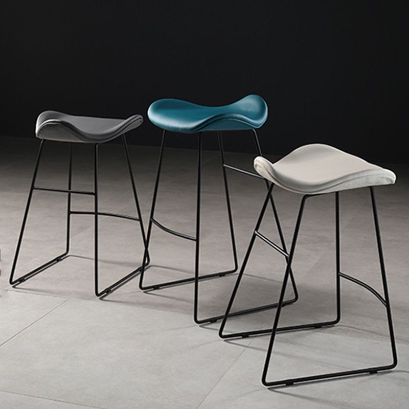 Contemporary Armless Backless Counter Stool Iron Bar Stool with Footrest Clearhalo 'Bar Furniture' 'Bar Stools' 'bar_stools' 'furn' 'furn_bar_stools' 'Furniture' 'Kitchen & Dining Furniture' 1200x1200_122535ff-82b4-434e-9d48-13d6aedea84e