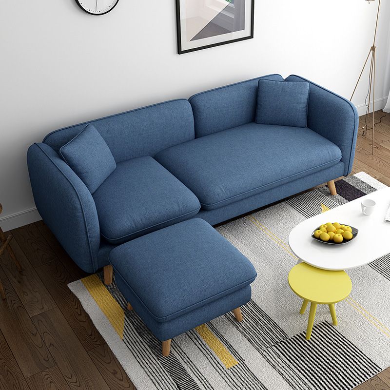 Skandinavisches Leinensofa mit engen Rücken und Smokingarm für die Wohnung