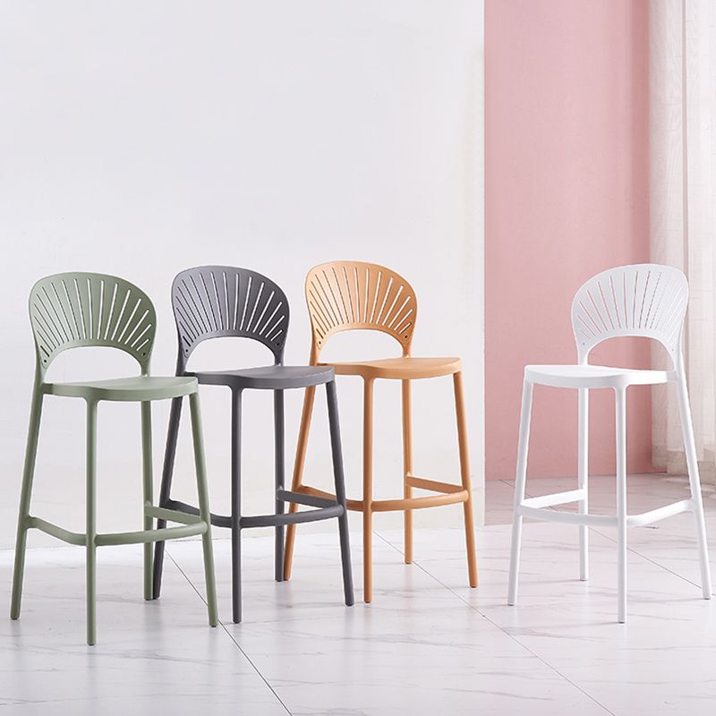 背もたれカウンターハイスツールプラスチック工業用アームレスカフェバースツール