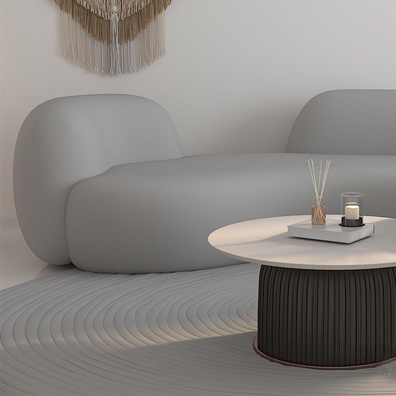 湾曲したラブシートソファコンテンポラリースタイルリビングルームのユニークな座席