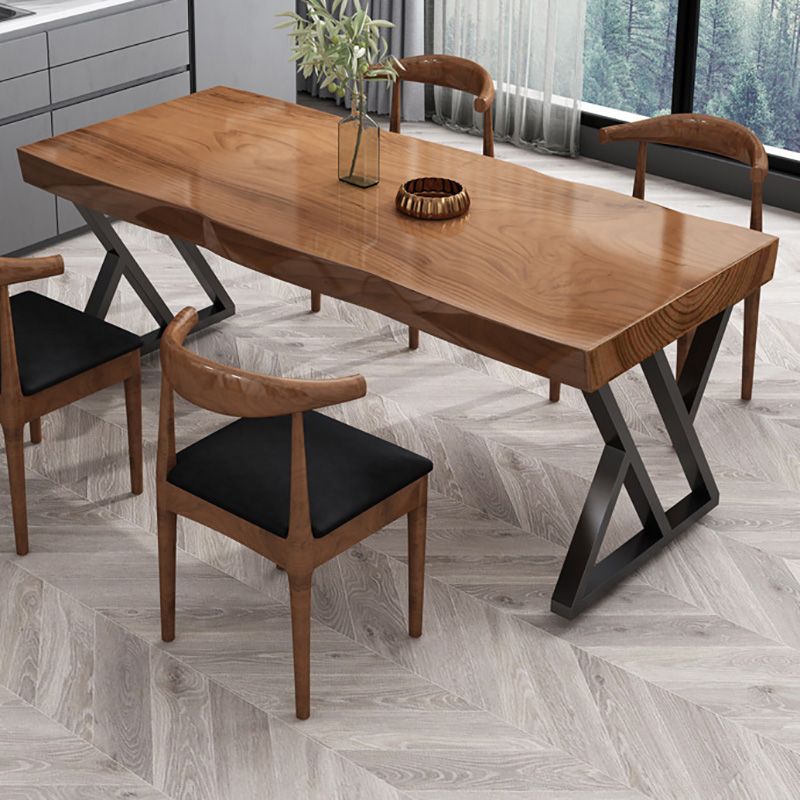 Tavolo da pranzo industriale rettangolare con piano in legno marrone scuro e base in metallo