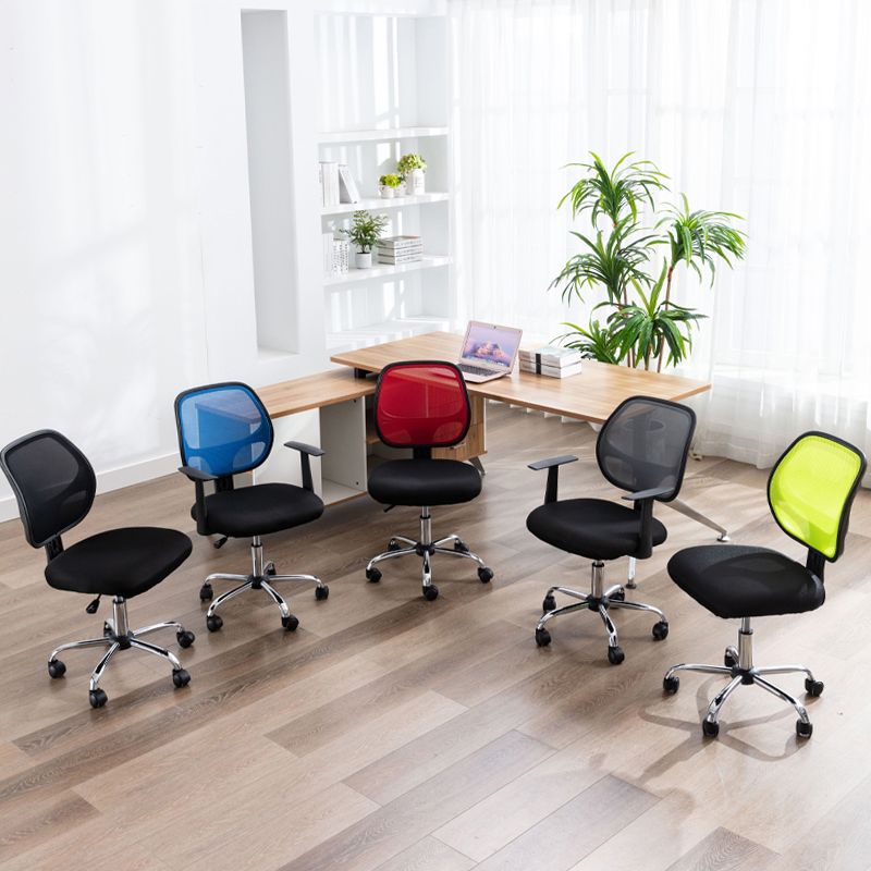 Silver Metal Modern Conference Chair in Mid-Back Mesh Conference Chair Clearhalo 'Furniture' 'furniture_office_chair' 'Office Chairs' 'Office Furniture' 'office_chair' 1200x1200_138495df-2cdd-4a8b-b28d-c6ecbf44ba5d