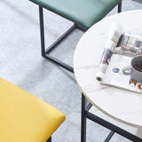 Set di dinette a 5 pezzi moderni con tavolo da pranzo in legno fabbricato e 4 sedie